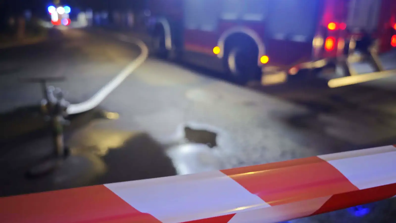 Zawaliły się stropy w zabytkowej kamienicy na Nowym Świecie. 17-latek spadł razem z gruzem