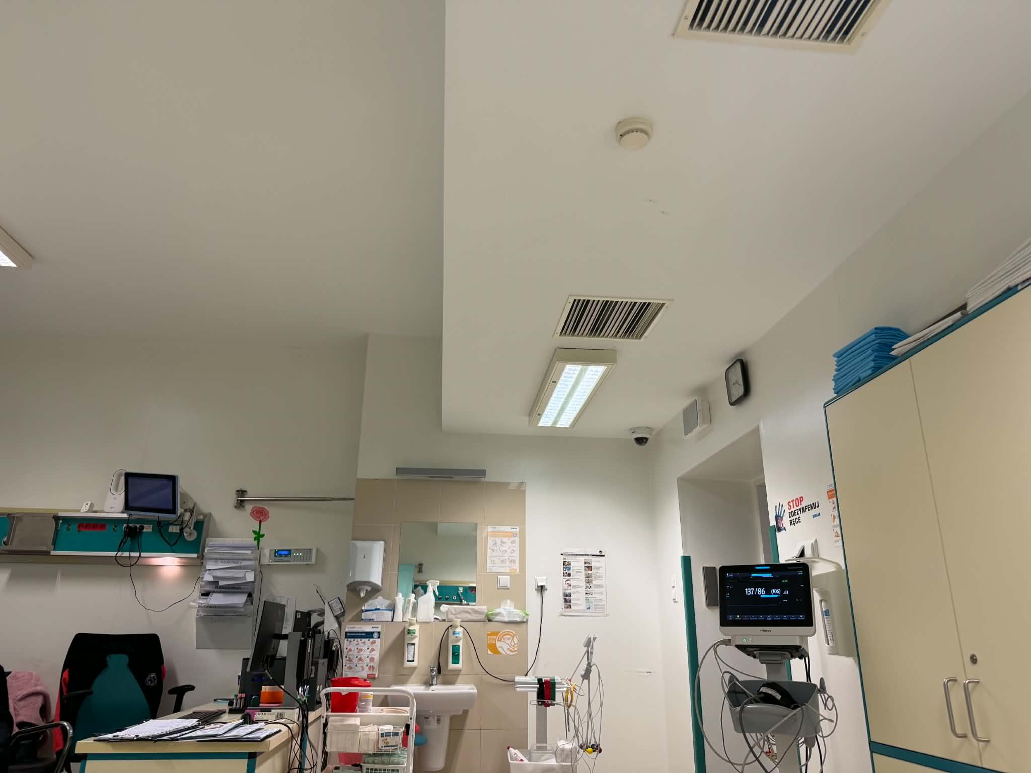 Awantura w warszawskim hospicjum. 40-latka miała uderzać i kopać pielęgniarkę