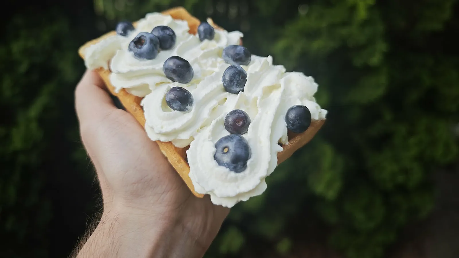 Gofr nad polskim morzem kosztuje tyle, co obiad w warszawskiej restauracji