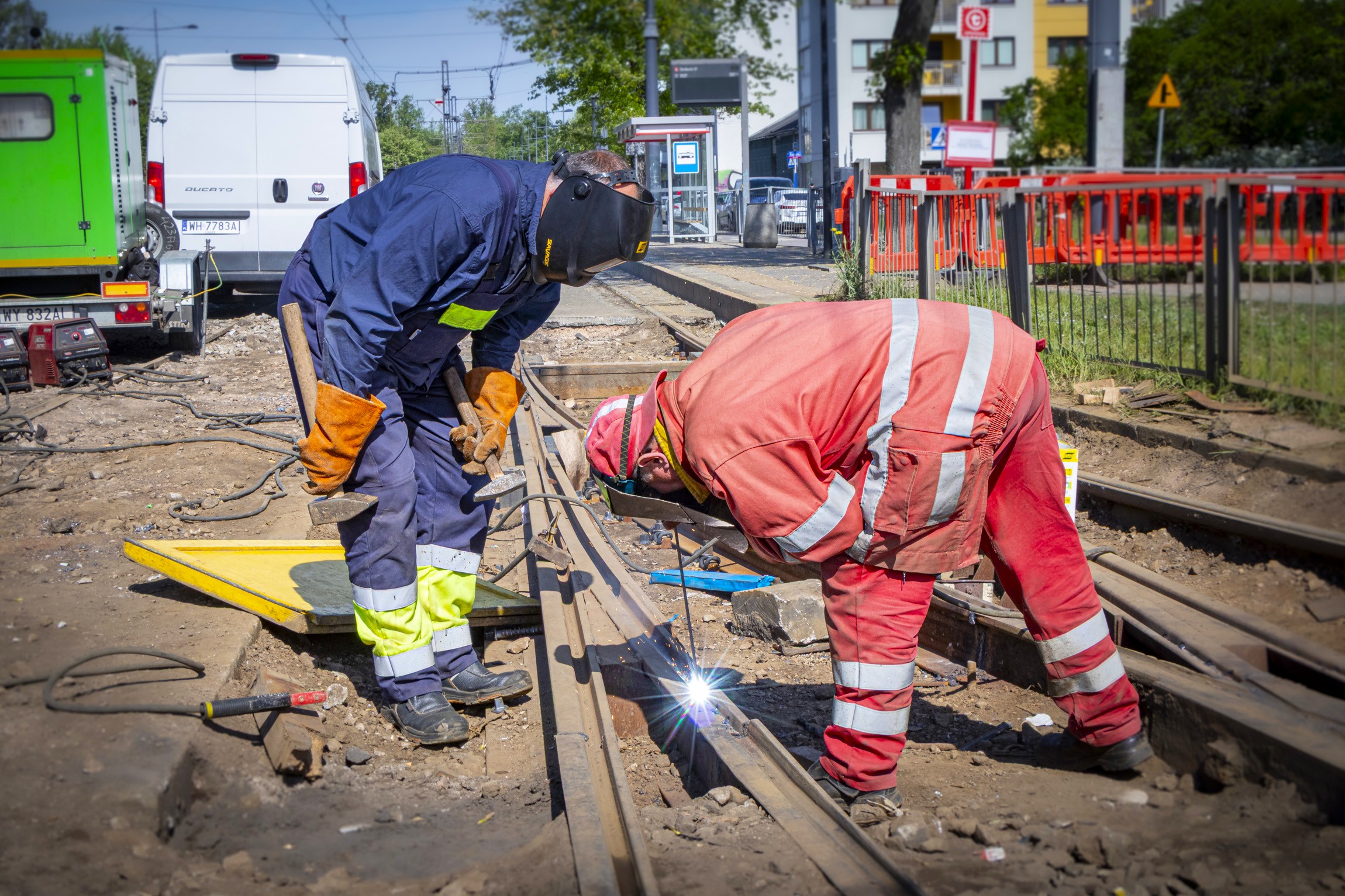 Ogromne utrudnienia dla warszawiaków od 15 sierpnia. Tramwaje skrócą trasy, autobusy pojadą objazdami
