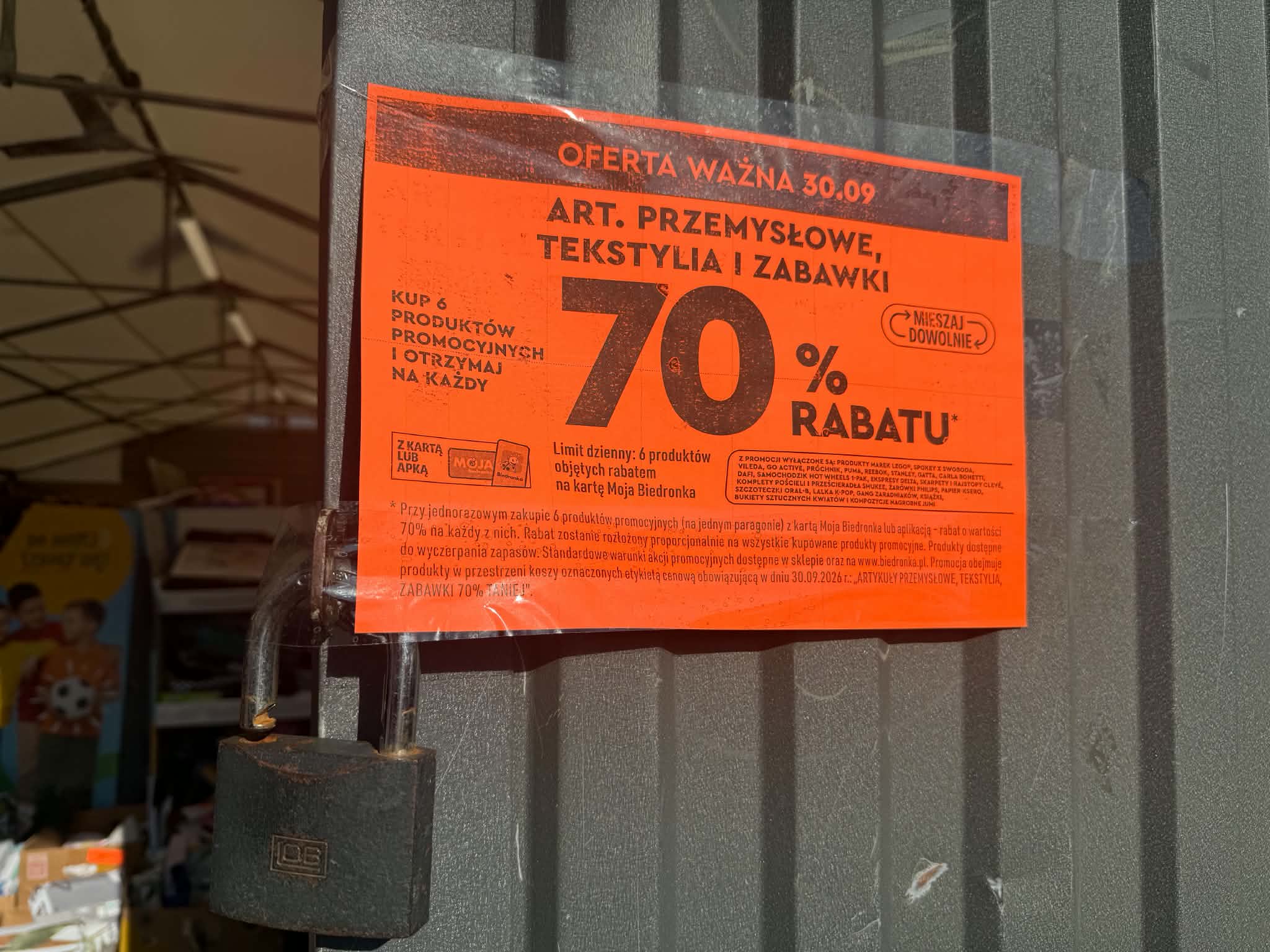 Tylko dziś gigantyczna wyprzedaż w Biedronce. Aż 70 proc. rabatu na setki produktów