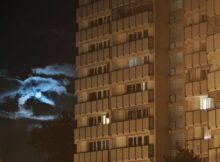Bloki na jednym z osiedli w Warszawie | Fot. Warszawa w Pigułce.