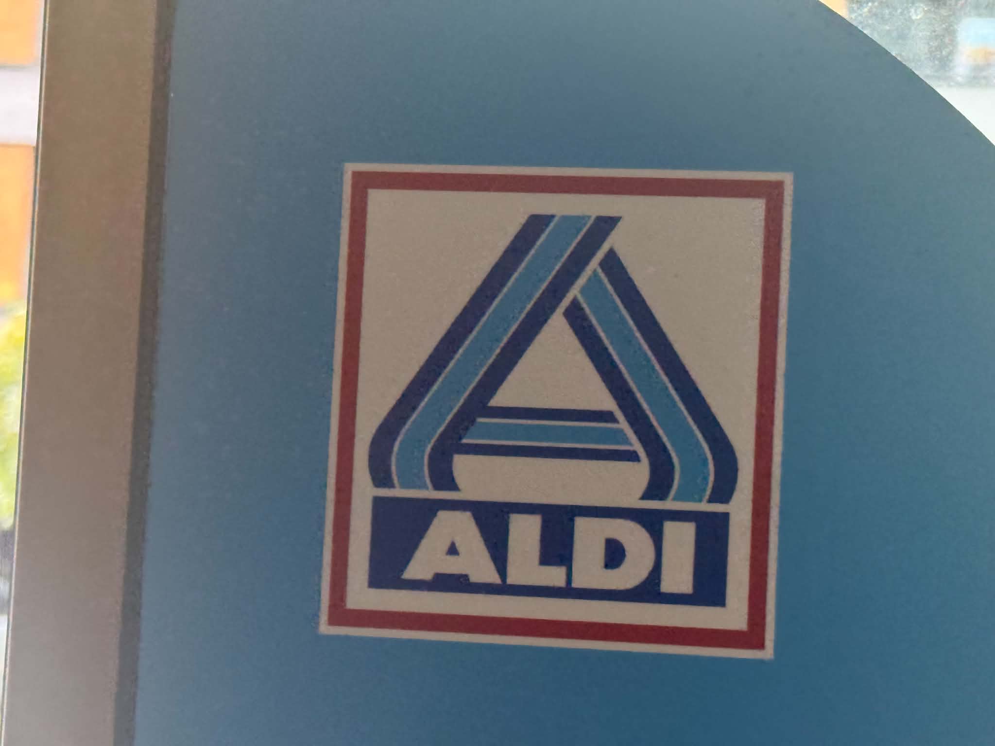 W czwartek ruszą wielkie promocje w ALDI. Ceny w dół choćby o 50 proc. Masło, mięso i owoce dużo taniej