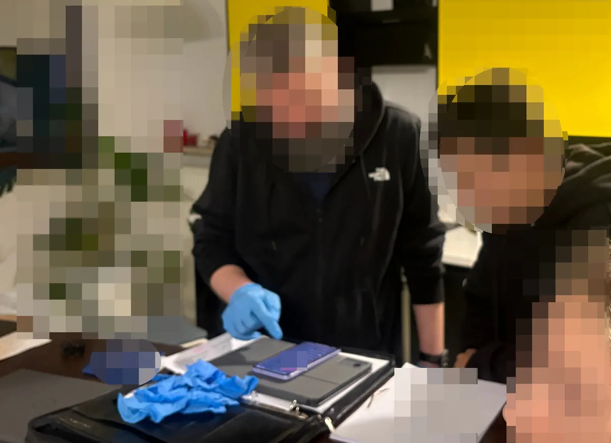 15-letni Ukrainiec planował zamach w centrum handlowym i zabójstwo policjanta? Został zatrzymany, policja sprawdza komputer i telefona