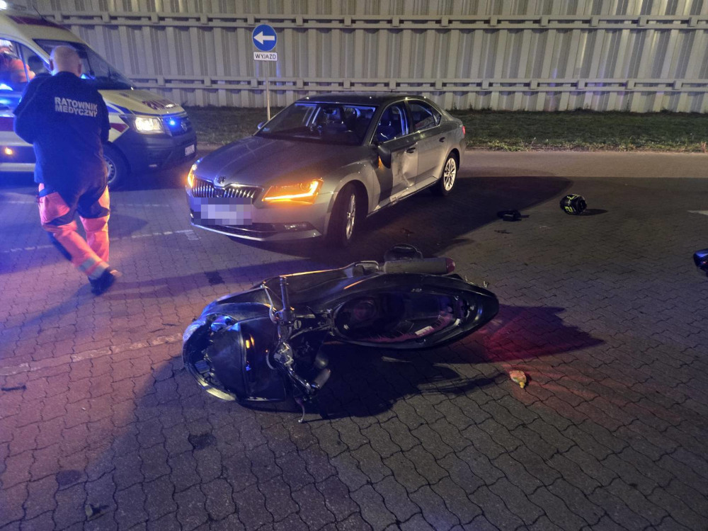Niepokojące zdarzenie na warszawskiej Pradze. 14-latek próbował uciec po kolizji. Policjanci odkryli znacznie więcej