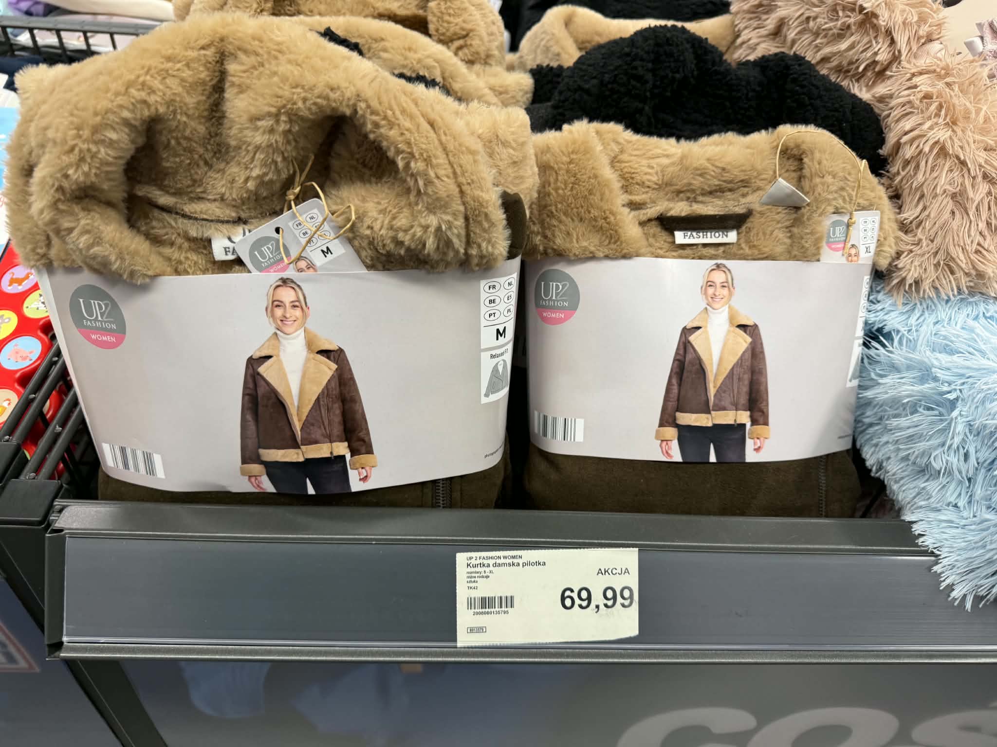 Superhit w Aldi! Modna kurtka na jesień za niecałe 70 zł. Klienci mogą być zaskoczeni ceną