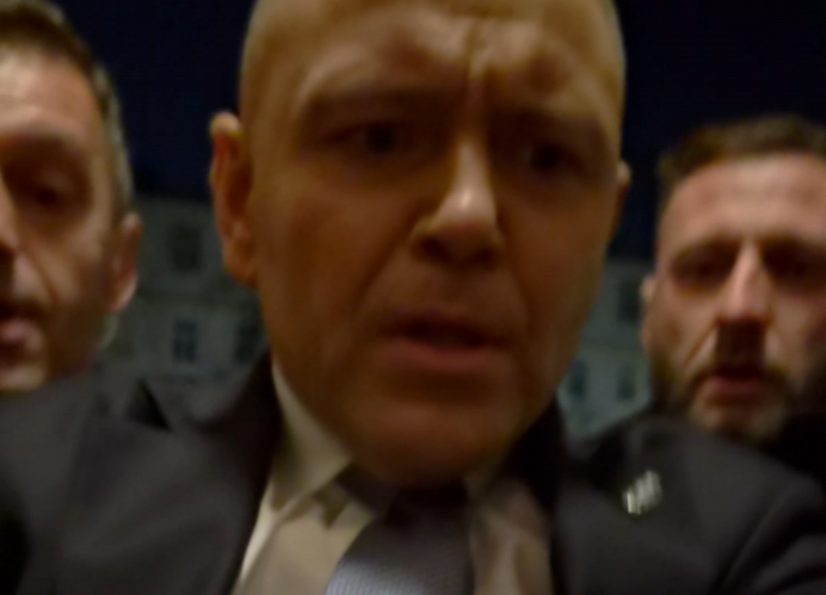 Pilne! Przepychanki pod Trybunałem Konstytucyjnym. Szokujące wideo z Prezydentem Nawrockim